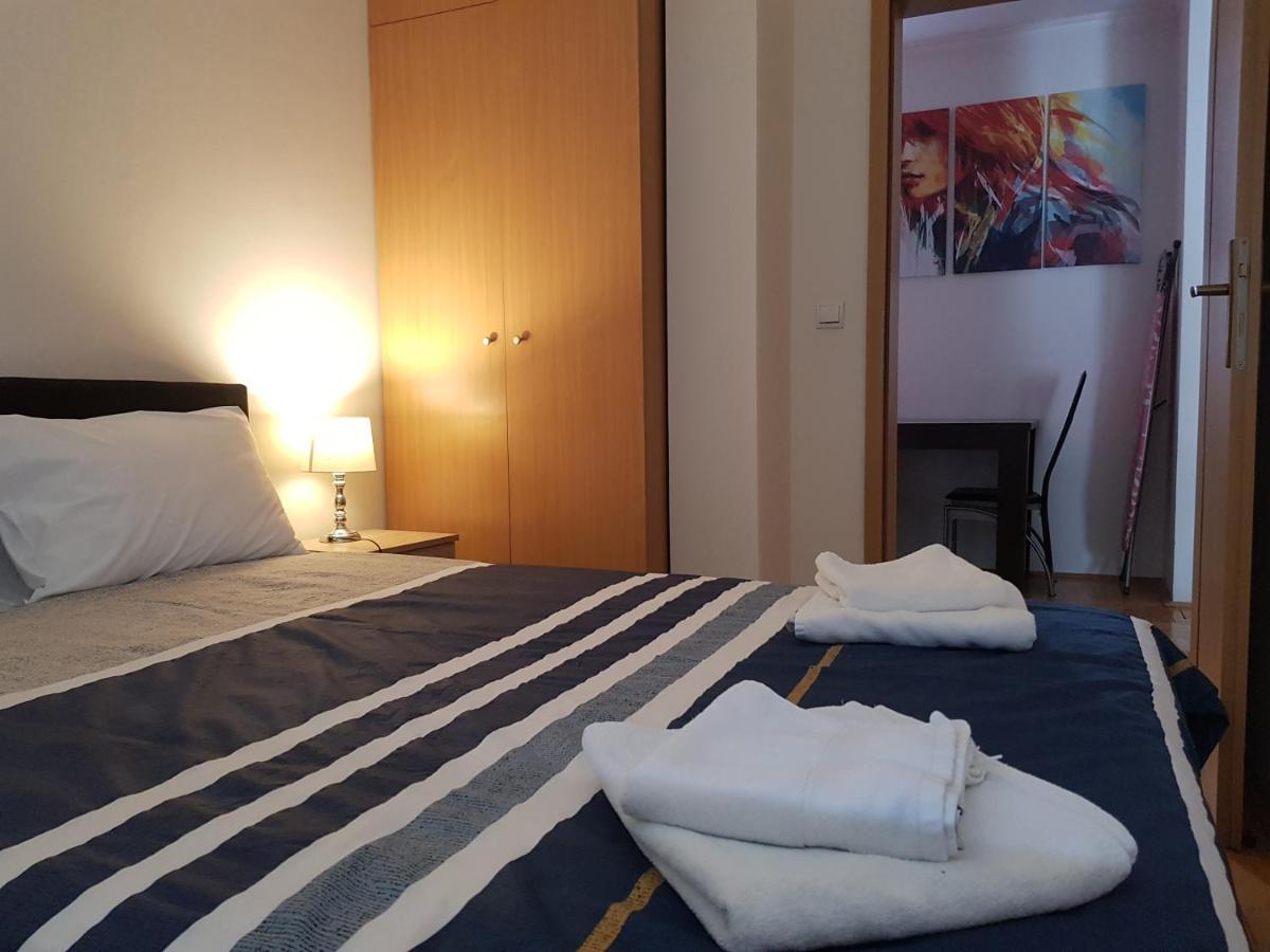 Rajiceva 5- Apartman Sa Prostranom Terasom I Garaznim Mestom Kragujevac Exterior foto
